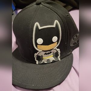 Batman fitted hat pop figurine